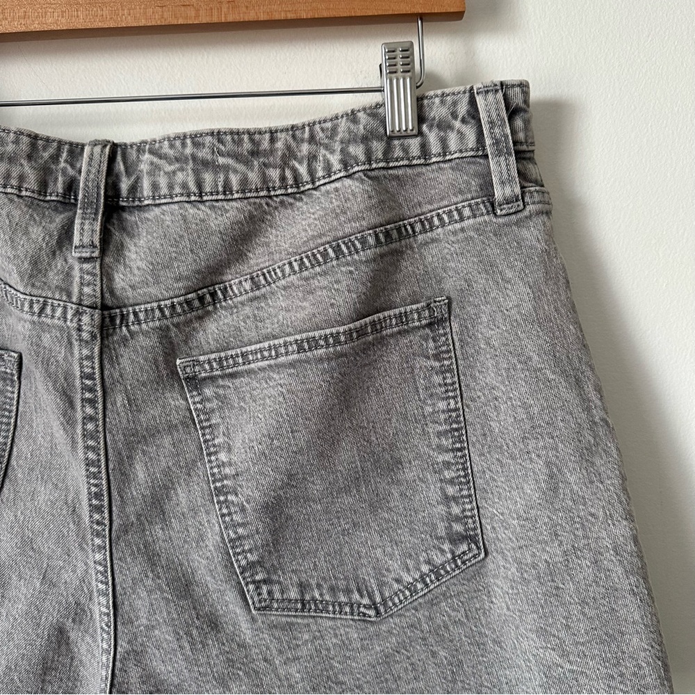 Universal Thread | Gray Cut Off Button Fly Shorts - image 6